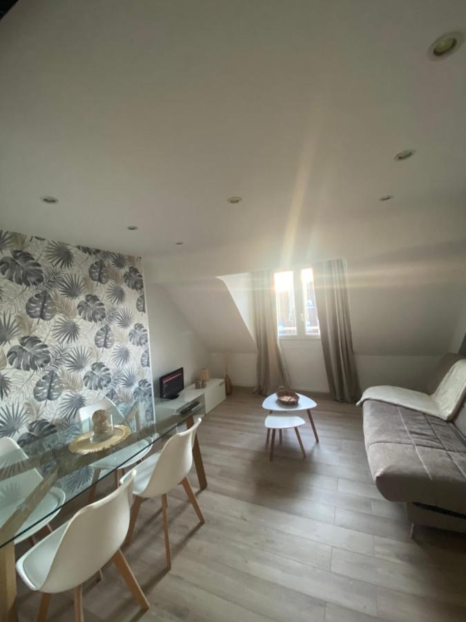 Apartment : Bel A Deux Pas De La *